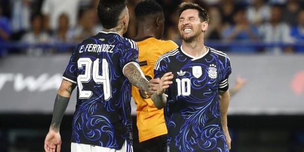 九游娱乐app下载-阿根廷5-0赞比亚！正赛5连胜 梅西无私让点+连续21年为国家队破门