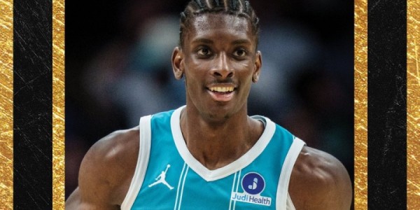 拼命三郎！NBA常规赛最佳拼搏奖：黄蜂前锋迪亚巴特！
